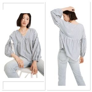 MADEWELL Women's‎ Medium Blue White Viscose Striped Monterey Flowy Top V-Neck